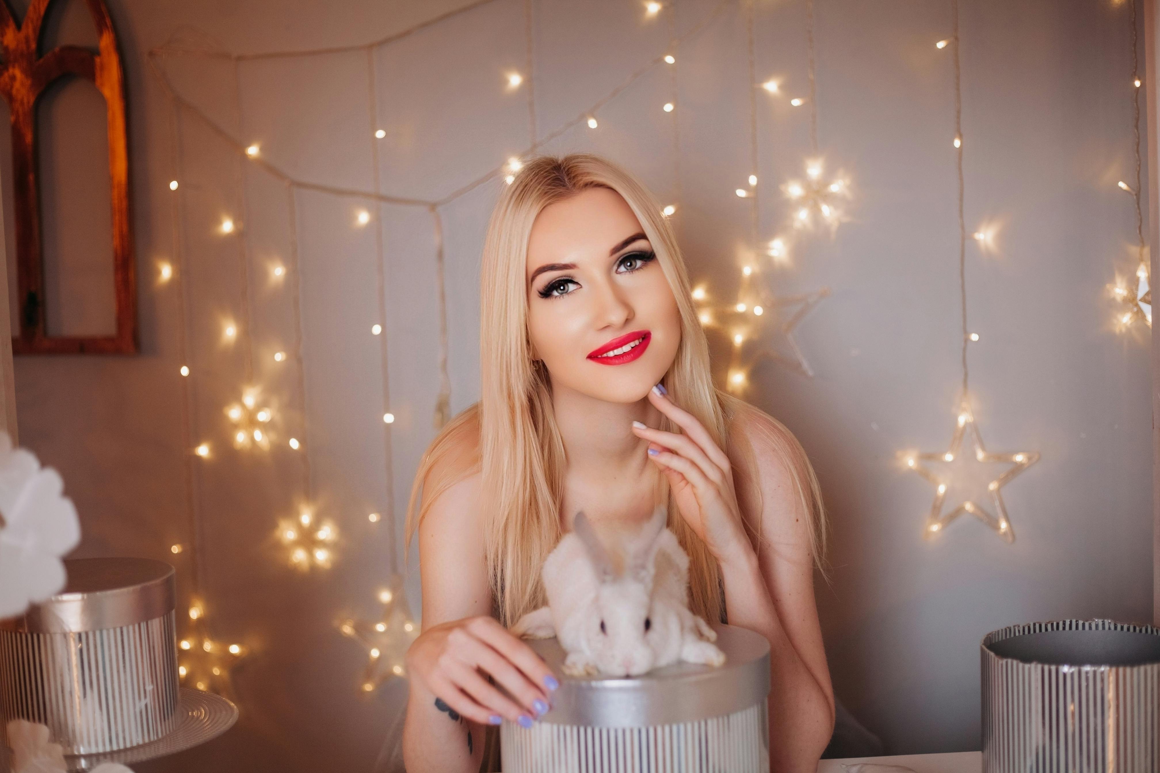 产品短视频案例：产品与人物互动