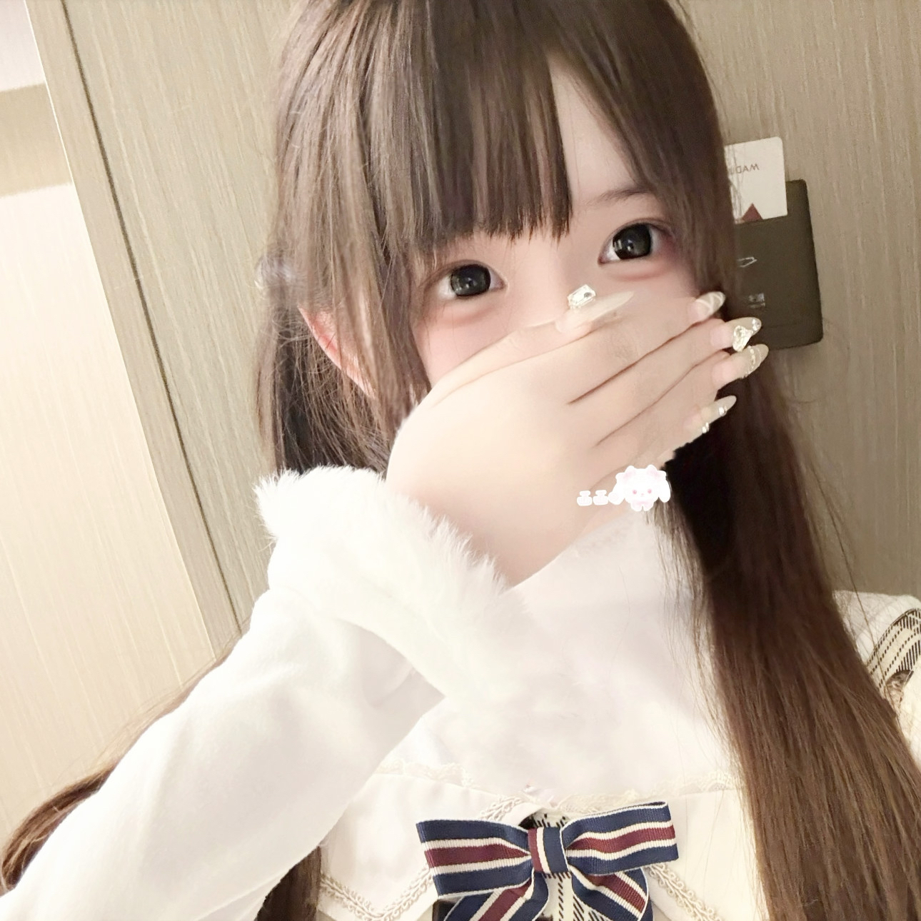 趁女朋友洗澡C她闺蜜